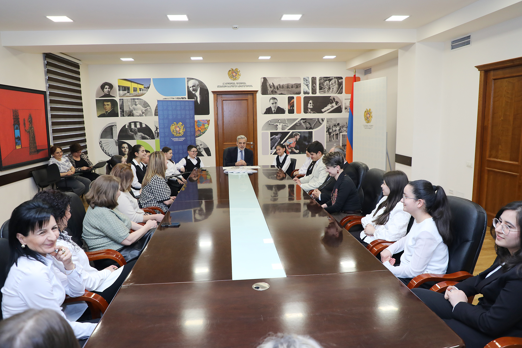 Հոգևոր երաժշտության փառատոնի մասնակից երգչախմբերի սաները պարգևատրվել են շնորհակալագրերով