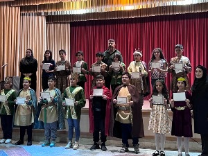 Նոր Ջուղայի «Արմեն» հայկական ամենօրյա երկսեռ տարրական դպրոցում թատերական տրամադրություն է․
